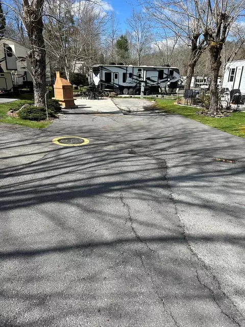 4229 E Parkway Lot #219, Gatlinburg, TN 37738