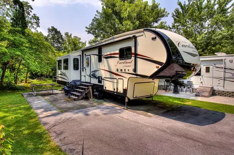 4229 E Pkwy #LOT 218, Gatlinburg, TN 37738
