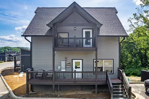 1654 Veterans Blvd #24, Sevierville, TN 37862