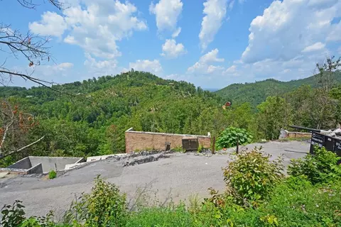 Windy Lane, Sevierville, TN 37876