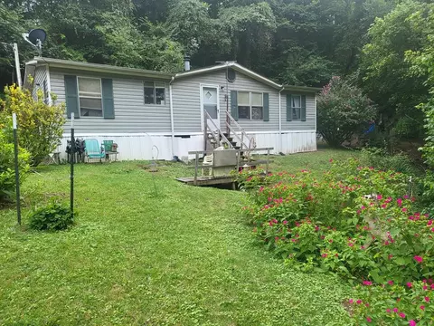 838 S New Era Rd, Sevierville, TN 37862