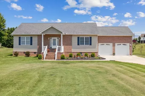 2068 Strawberry Dr, New Market, TN 37820