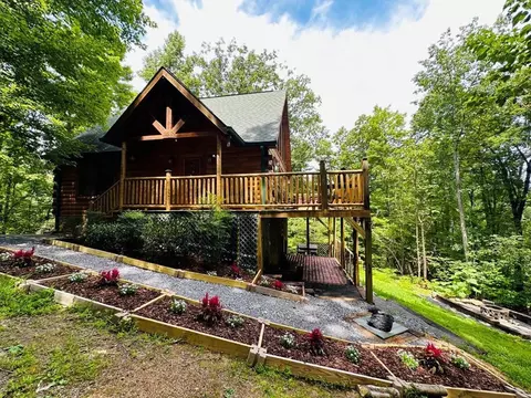 1849 Laurel Valley Way, Sevierville, TN 37862