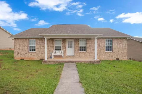 1863 Country Meadows Dr, Sevierville, TN 37862