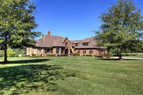 2175 Maples Branch Rd, Sevierville, TN 37876