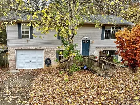 902 Cypress Ln, Sevierville, TN 37876