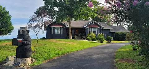 530 Downing Ln, Sevierville, TN 37876