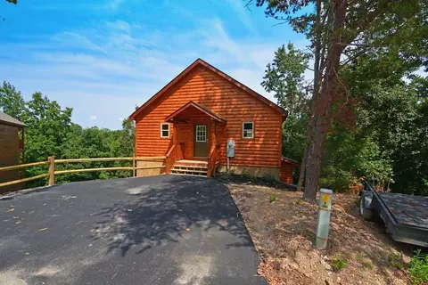 614 Quill Gordon, Pigeon Forge, TN 37863