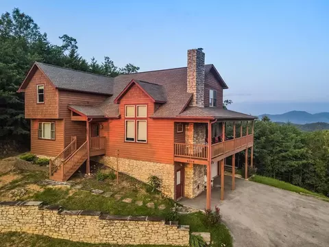 4314 Covered Wagon Rd, Sevierville, TN 37862