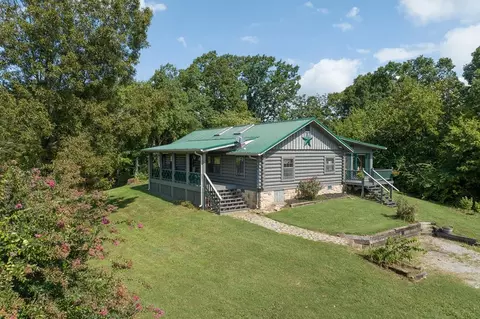1469 Estates Dr, Seymour, TN 37865