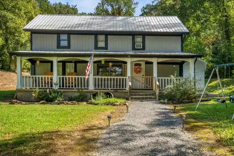 402 Williams Rd, Sevierville, TN 37876