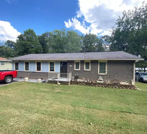 3236 Wilderness Rd, Knoxville, TN 37917