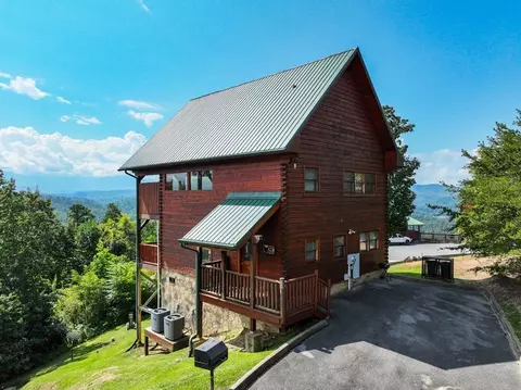 2248 Lone Eagle, Sevierville, TN 37876