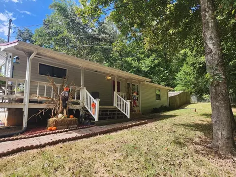 989 Sencebaugh Dr, Sevierville, TN 37876