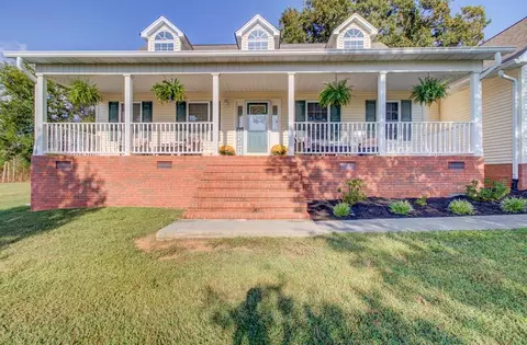 812 Wells Rd, Maryville, TN 37801