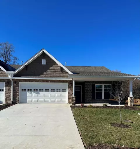 742 Snowflower Cir, Pigeon Forge, TN 37863