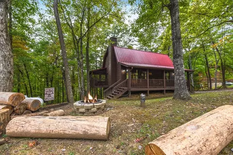 1785 Blue Ridge Rd, Sevierville, TN 37876
