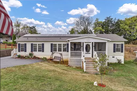 2540 Big River Overlook Dr, Sevierville, TN 37876