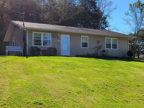 2016 Arch Rock Dr, Sevierville, TN 37876