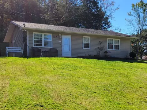 2016 Arch Rock Dr, Sevierville, TN 37876