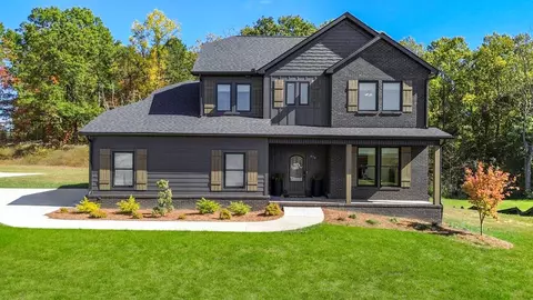 674 Hampton Ln, Morristown, TN 37814