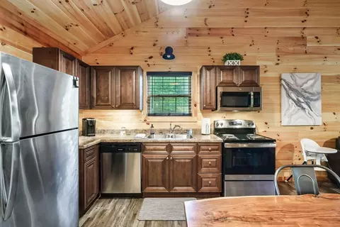 535 Golf Rd, Pigeon Forge, TN 37863 photo 9