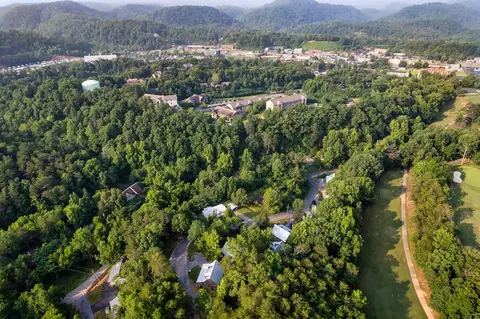 535 Golf Rd, Pigeon Forge, TN 37863 photo 32