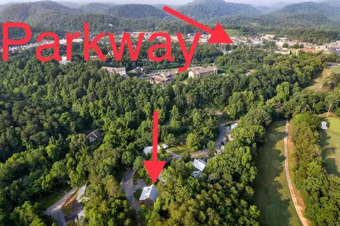 535 Golf Rd, Pigeon Forge, TN 37863 photo 2