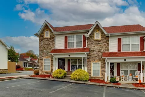 546 Orchard Valley Way, Sevierville, TN 37862