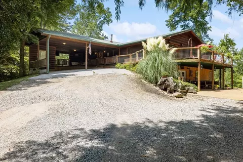 1445 Hurst Way, Sevierville, TN 37876