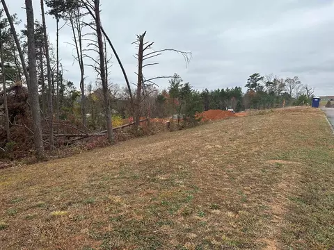 Eagle Claw Lane, Dandridge, TN 37725