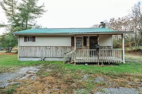 209 Old Sevierville Pike, Seymour, TN 37865