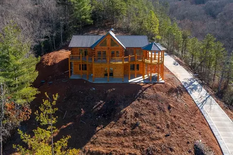 3719 Nathan Way, Sevierville, TN 37862