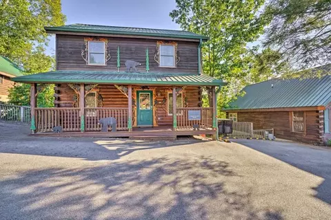 505 Chickasaw Gap Way, Pigeon Forge, TN 37863