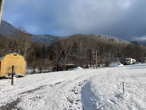 3610 Sugar Camp Cir, Sevierville, TN 37862