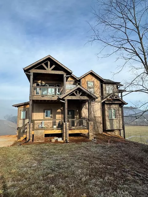 3915 Garden Hill Ct, Sevierville, TN 37862
