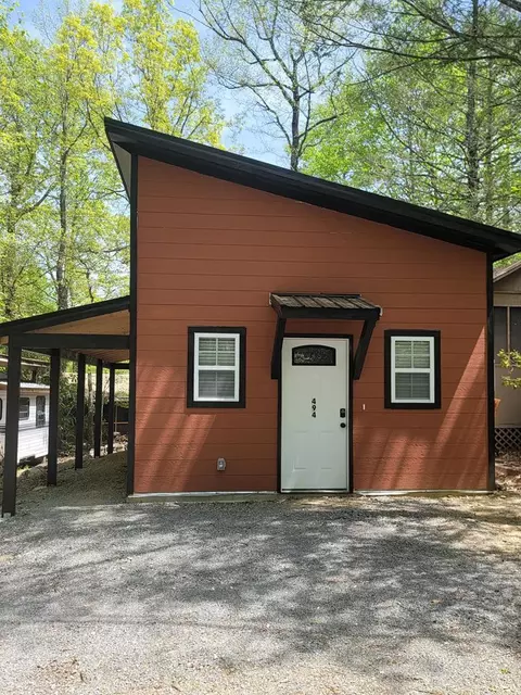 494 Sassafras Way, Cosby, TN 37722