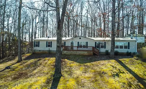 120 Blaine Way, Dandridge, TN 37725