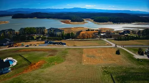 205 Eagle View Dr, Dandridge, TN 37725