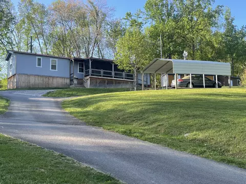2708 Clabo Rd, Sevierville, TN 37862
