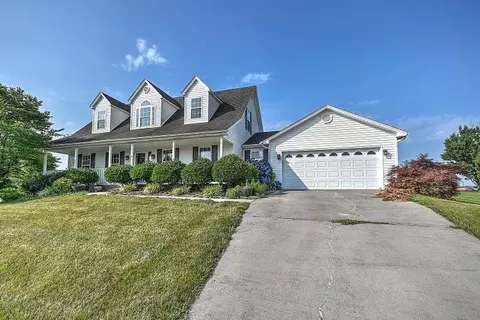 8017 Pointe Dr, Talbott, TN 37877