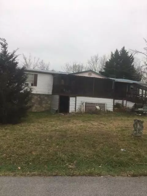 179 Daisy Dr, Newport, TN 37821
