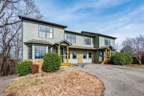 1513 Denton Rd, Sevierville, TN 37862