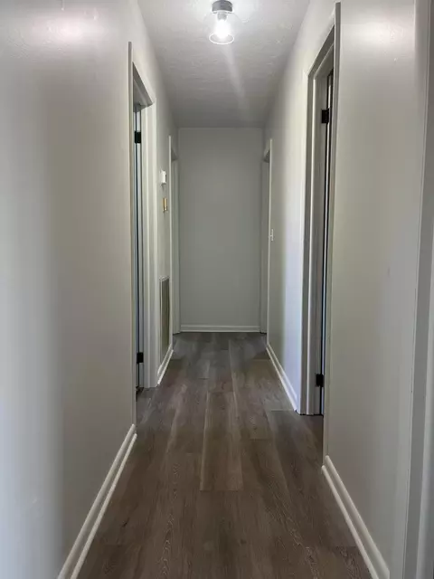 Entry Way - 654 Dogwood Ln, Talbott, TN 37877 photo 1 of 2
