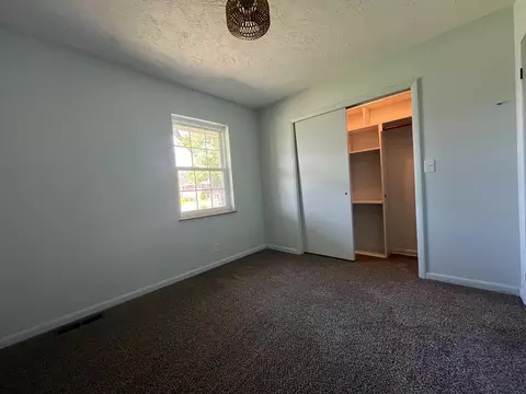 Bedroom - 654 Dogwood Ln, Talbott, TN 37877 photo 1 of 3