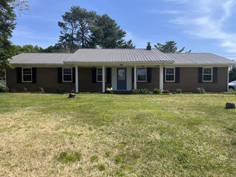654 Dogwood Ln, Talbott, TN 37877