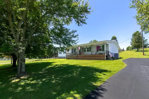 219 Corbin Lake Rd, Rutledge, TN 37861