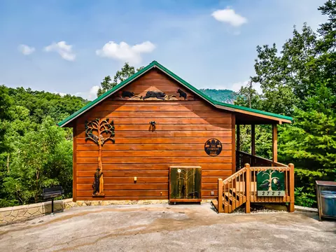 2722 Knights Ln, Sevierville, TN 37862