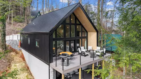 509 Wild Ivy Way, Gatlinburg, TN 37738