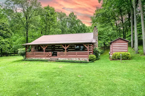 1330 Shady Rest Dr, Newport, TN 37821